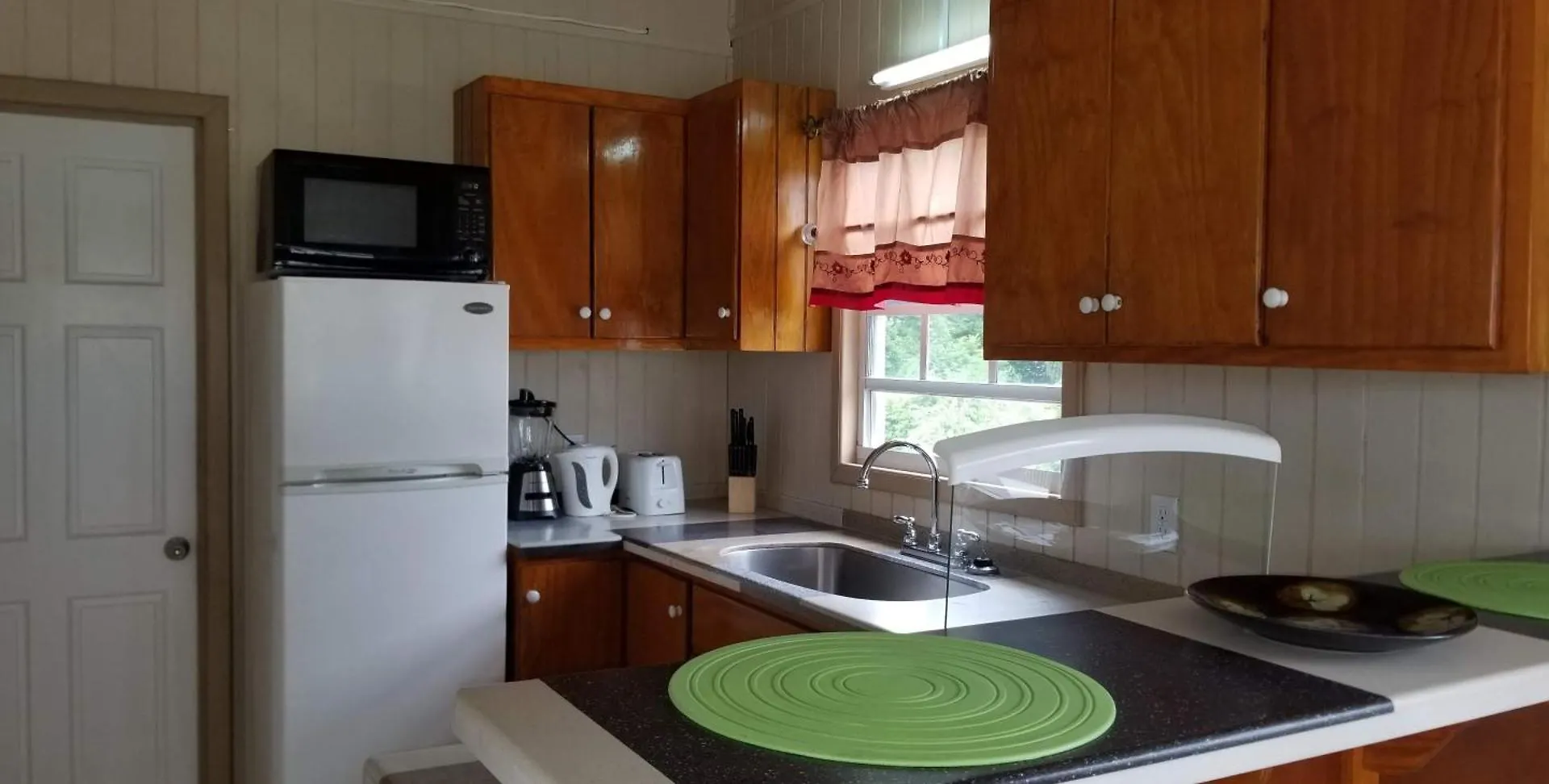 Cnp Apartments St. John's 0*,